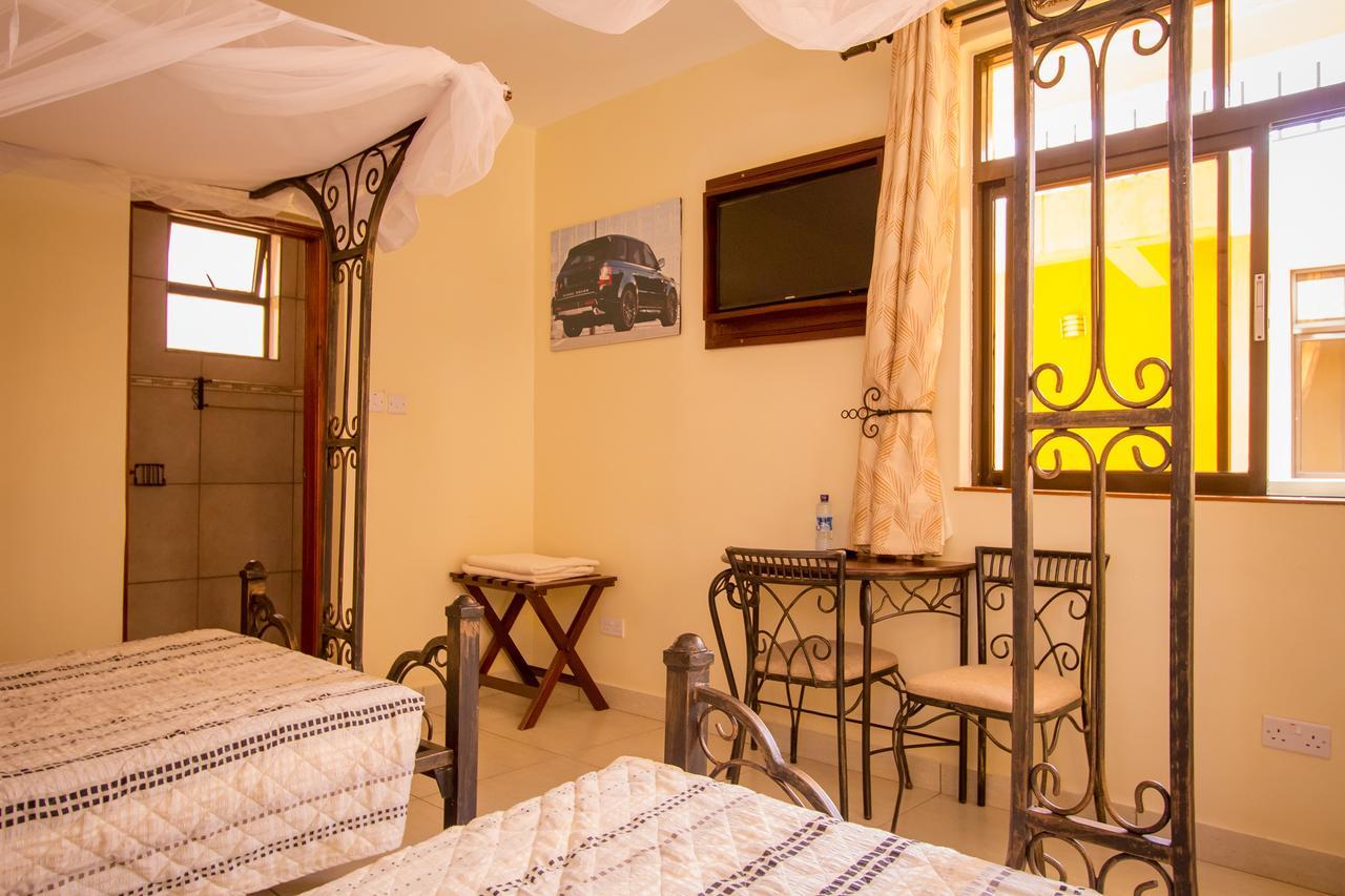 Northern Galaxy Hotel Isiolo Kültér fotó