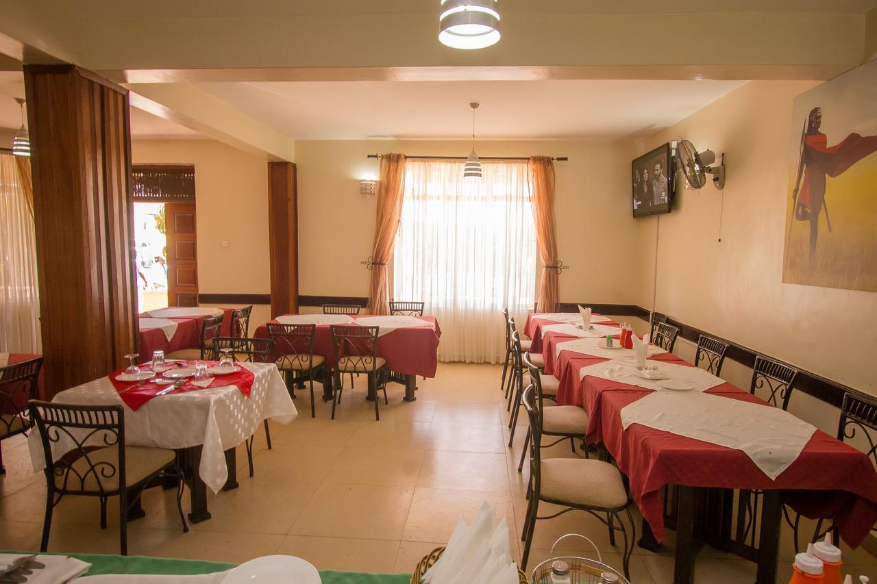 Northern Galaxy Hotel Isiolo Kültér fotó